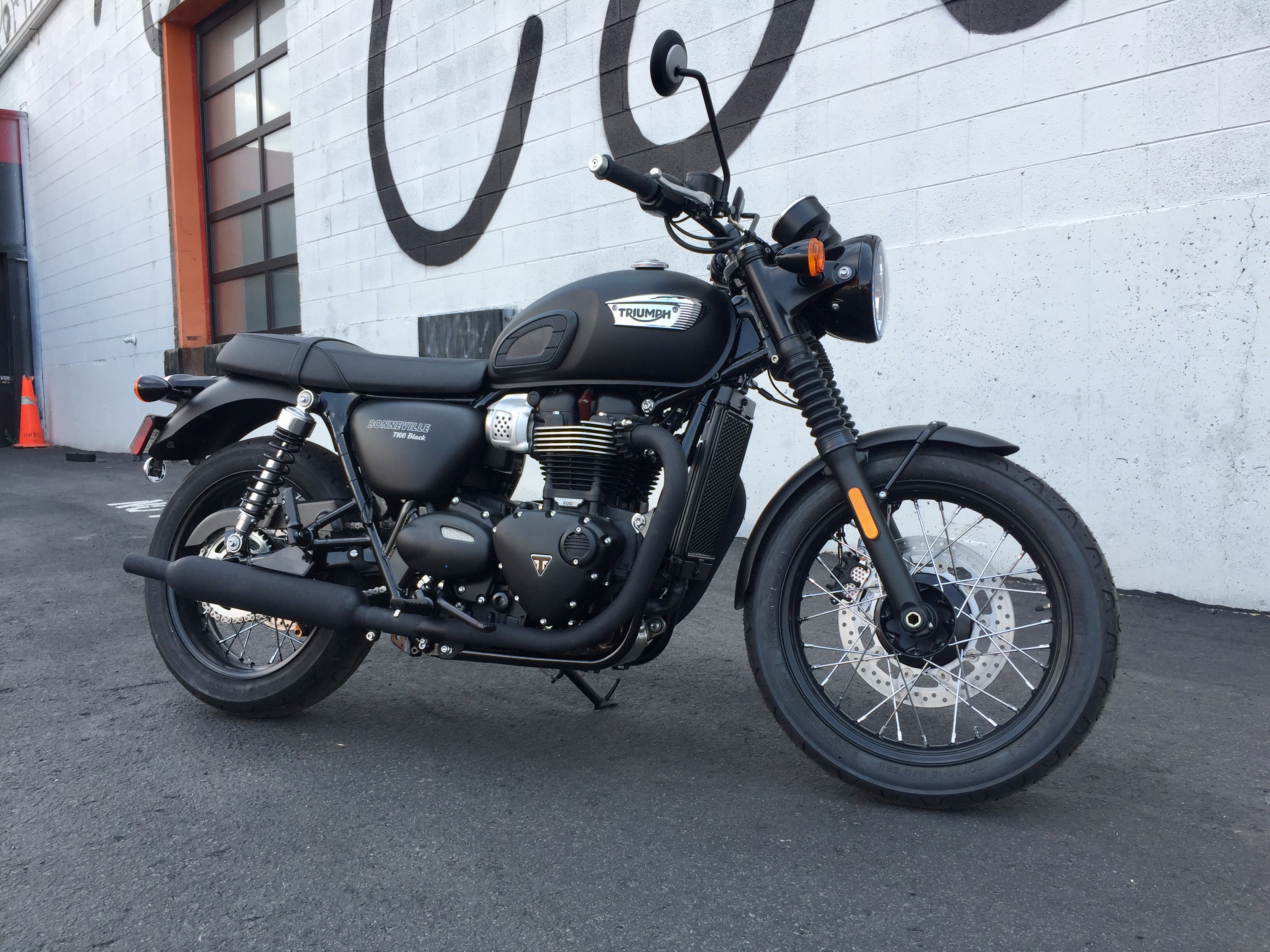 New 2018 TRIUMPH BONNEVILLE T100 BLACK/MATTEBLA Motorcycle in Denver ...
