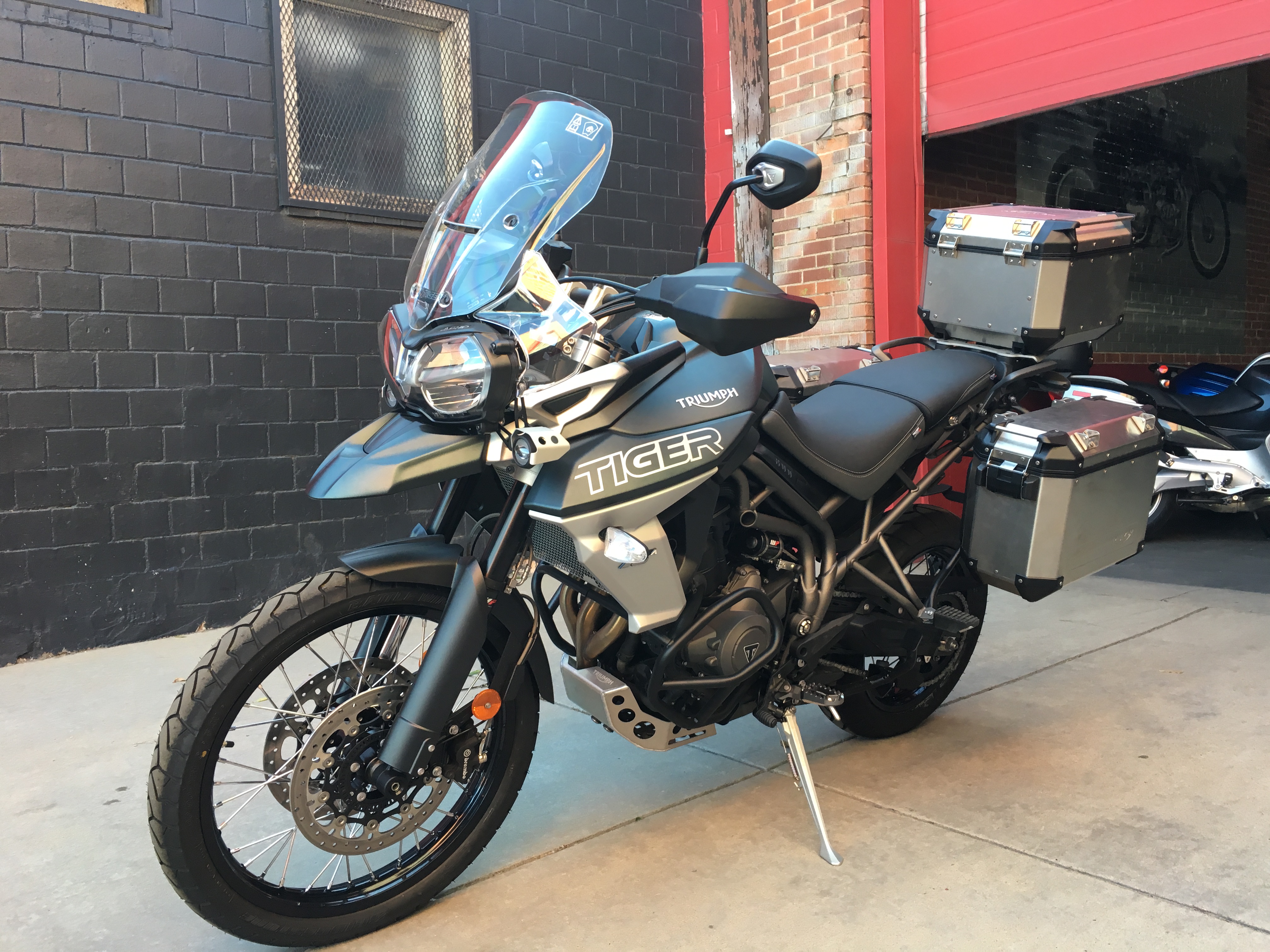 New 2019 TRIUMPH TIGER 800 XCA FULL LUGGAGE Motorcycle in Denver #18T90 ...